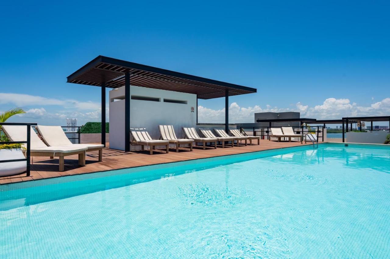 Aloja Oceanview In The Hotel Zone Cancun Luaran gambar