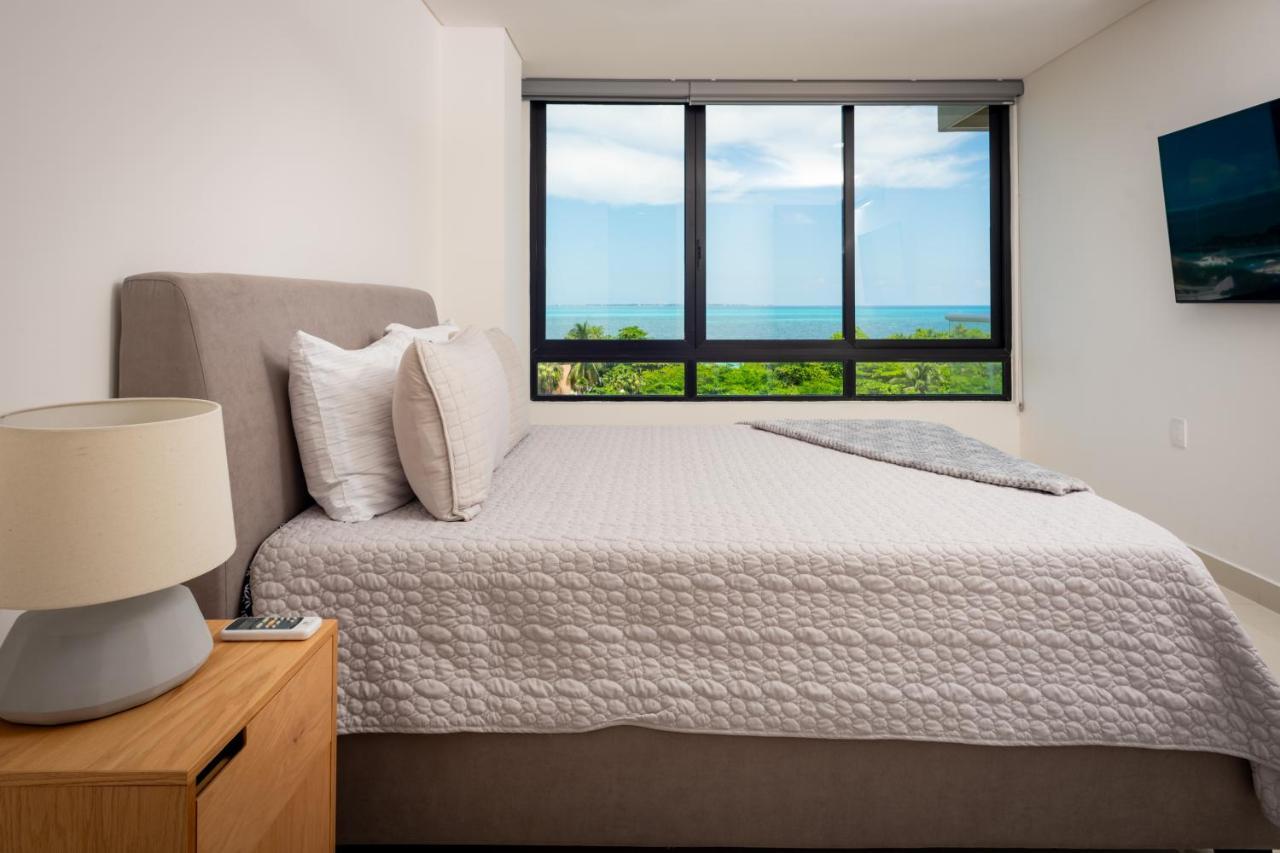 Aloja Oceanview In The Hotel Zone Cancun Luaran gambar